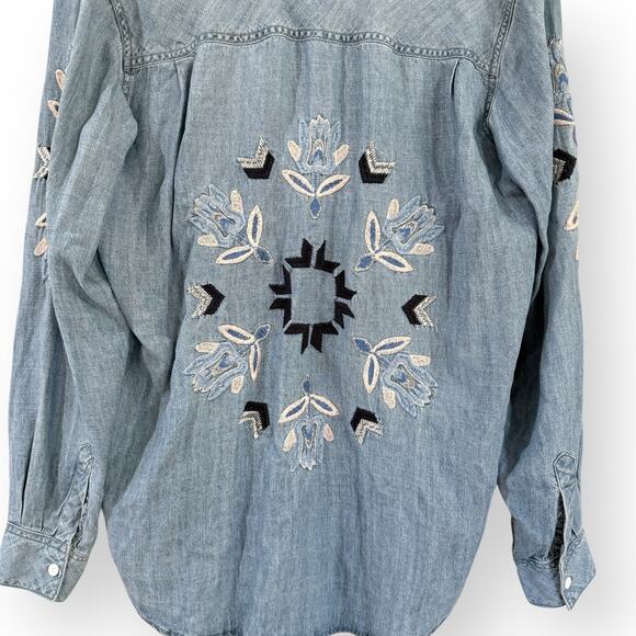 Rails Phoenix Aztec Embroidered Chambray Denim Button Shirt L Mid Vintage Wash - Picture 10 of 12